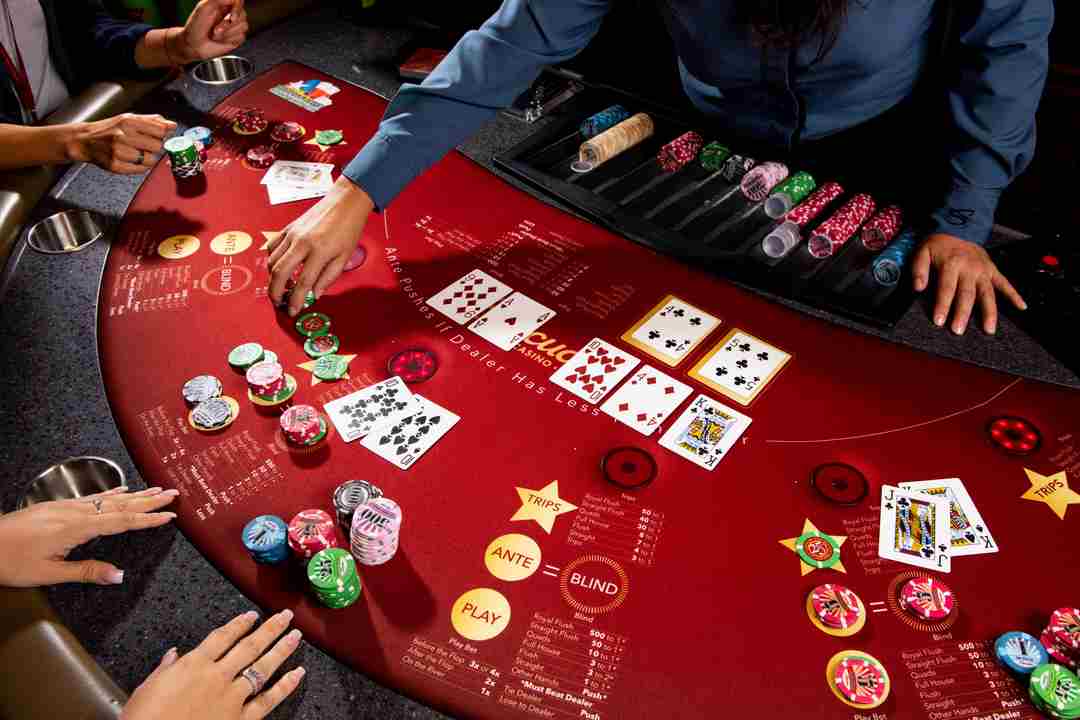 Texas holdem là một trong những trò biến thể nổi tiếng của trò Poker